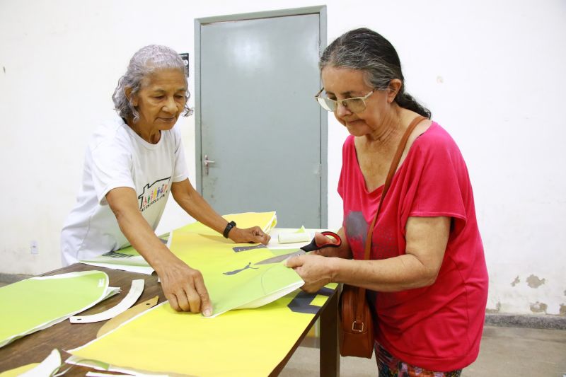 Curso de corte e costura no CRAS Estrela Ananin