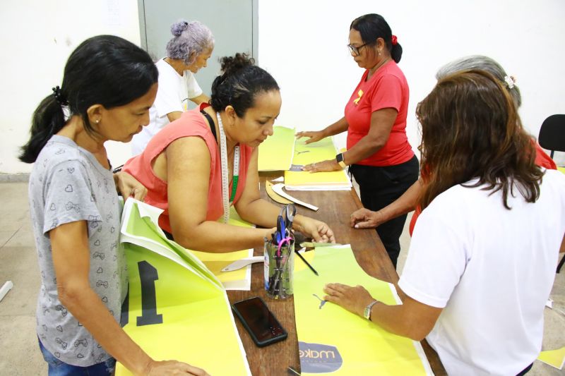 Curso de corte e costura no CRAS Estrela Ananin