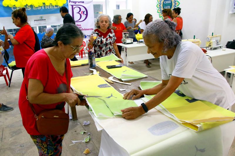 Curso de corte e costura no CRAS Estrela Ananin