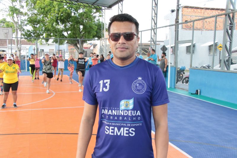 Caravana do Esporte na 2ª Parada na quadra do conjunto Sabiá no 40 Hs