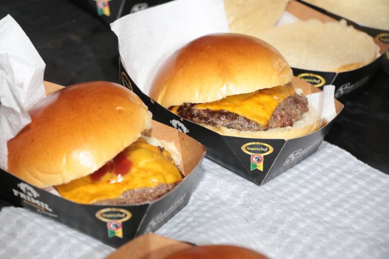 Feira do Artesanato com Festival do Hambúrguer