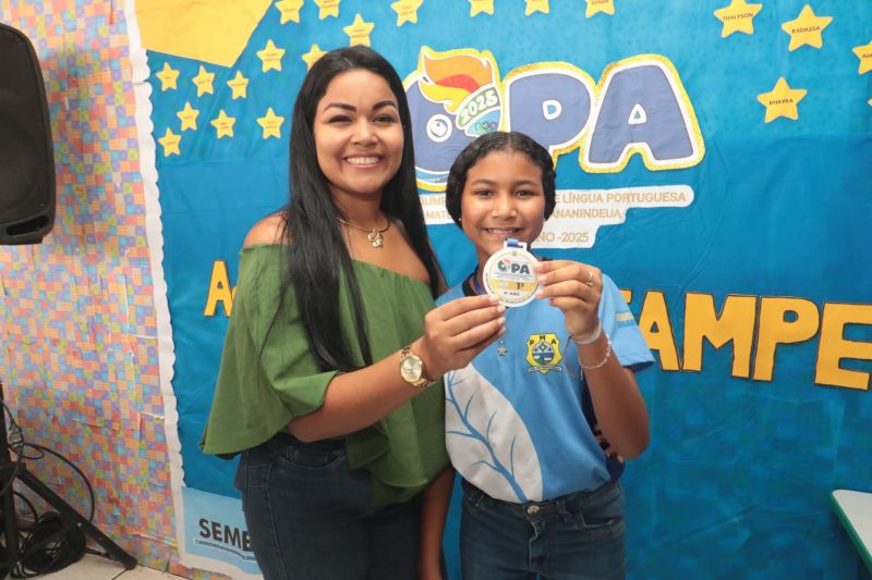 Entrega de Medalhas para alunos da EMEF Frederico Santos de Souza para os participantes da OPA 2024