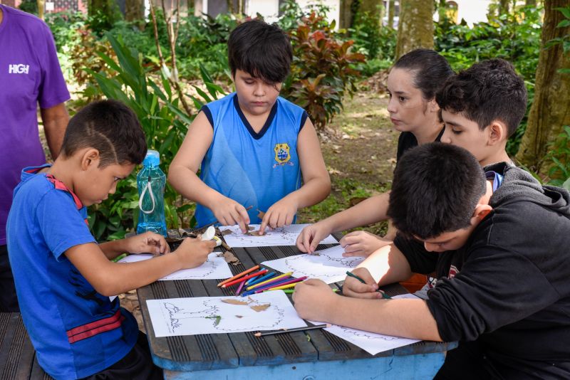 Atividades alusiva ao Dia da Árvore no parque Seringal