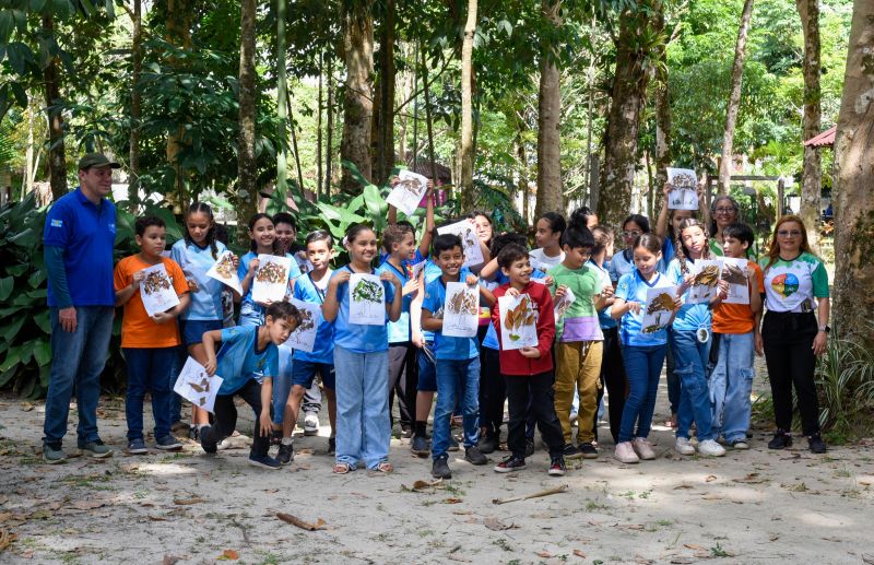 Atividades alusiva ao Dia da Árvore no parque Seringal