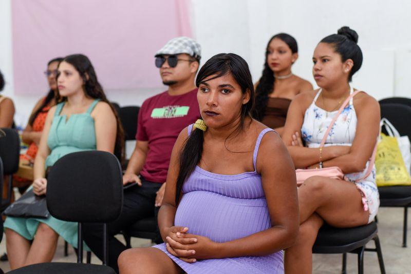 Ação sobre planejamento familiar no CRAS Estrela Ananin