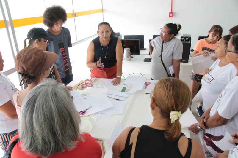 Curso de corte e costura no Céu das Artes no conjunto Julia Seffer