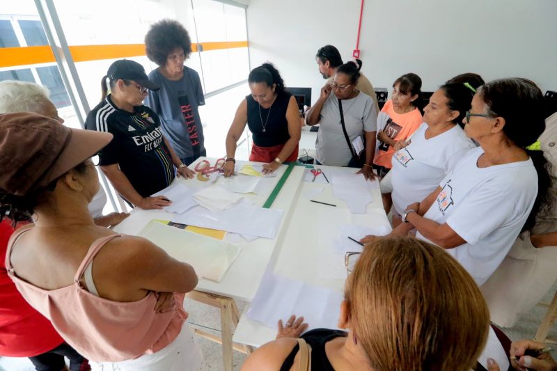Curso de corte e costura no Céu das Artes no conjunto Julia Seffer