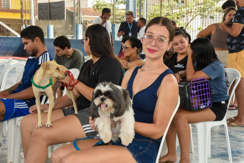 Programa Vet Ananin na Praça São Francisco de Assis na Cidade Nova Il