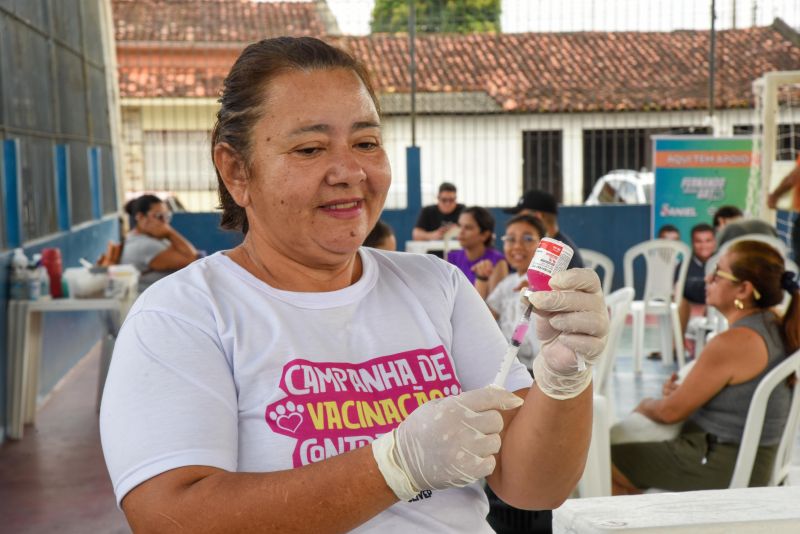 Programa Vet Ananin na Praça São Francisco de Assis na Cidade Nova Il