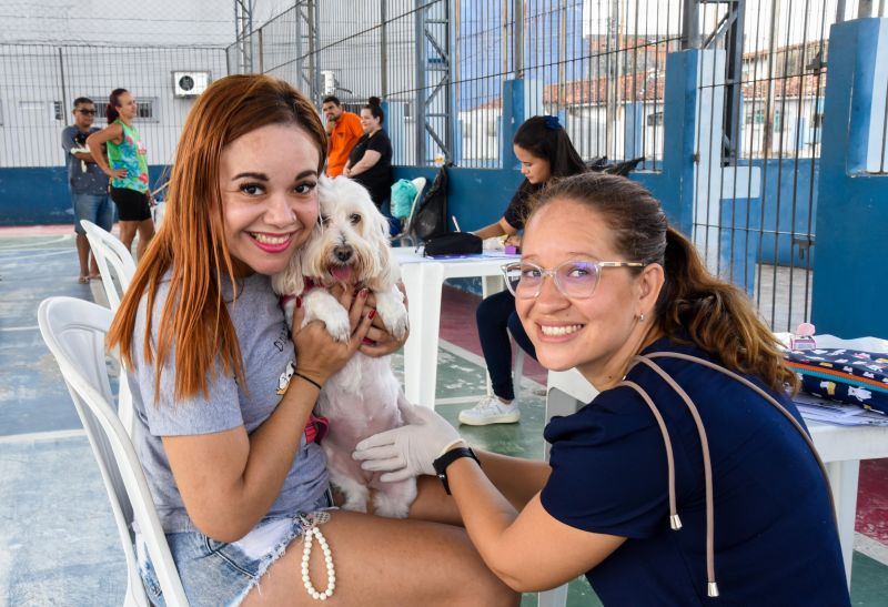 Programa Vet Ananin na Praça São Francisco de Assis na Cidade Nova Il