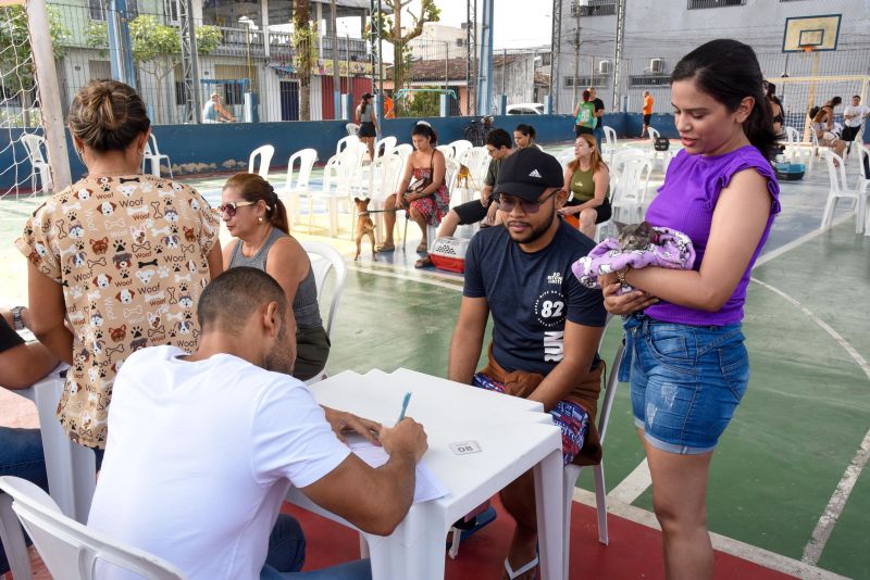 Programa Vet Ananin na Praça São Francisco de Assis na Cidade Nova Il