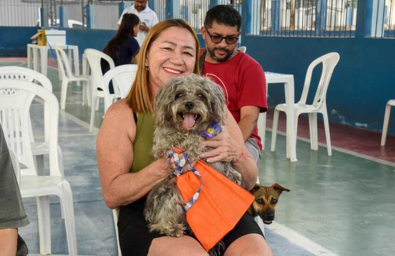 Programa Vet Ananin na Praça São Francisco de Assis na Cidade Nova Il