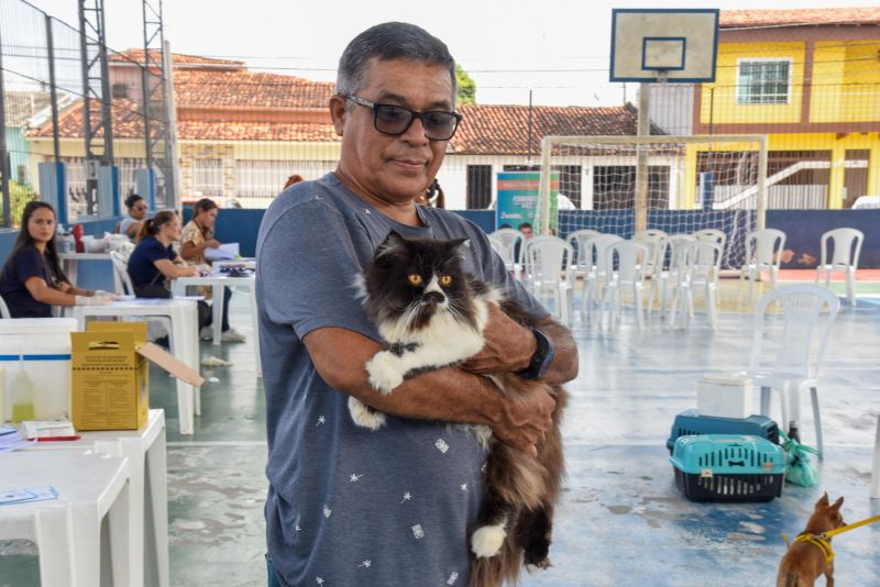 Programa Vet Ananin na Praça São Francisco de Assis na Cidade Nova Il