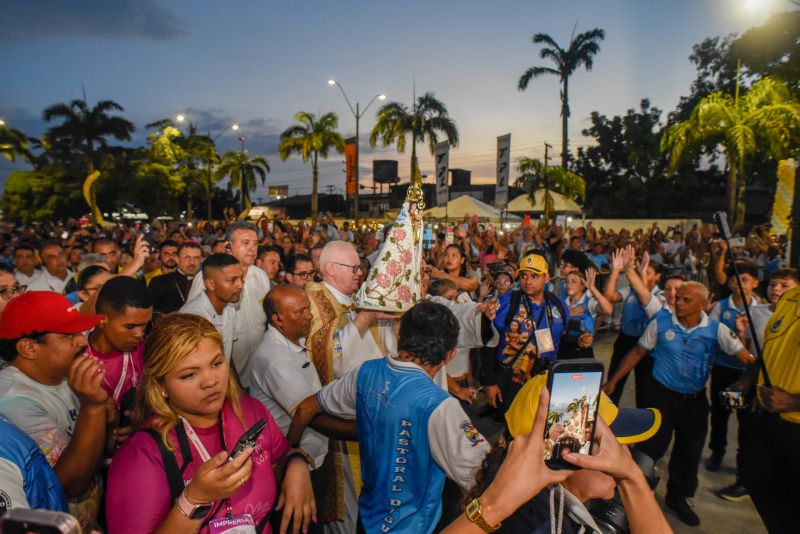 Círio de Nossa Senhora de Nazaré, imagem Peregrina por Ananindeua