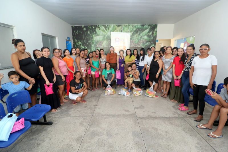 Entrega de benefício eventual no CRAS Curuçambá