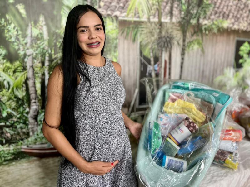 Entrega de benefício eventual no CRAS Curuçambá