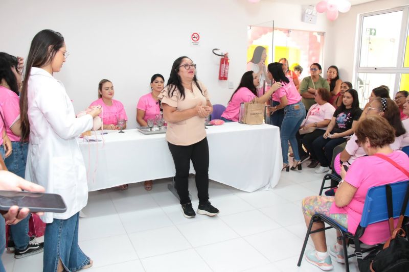 Ação em alusão ao Outubro Rosa