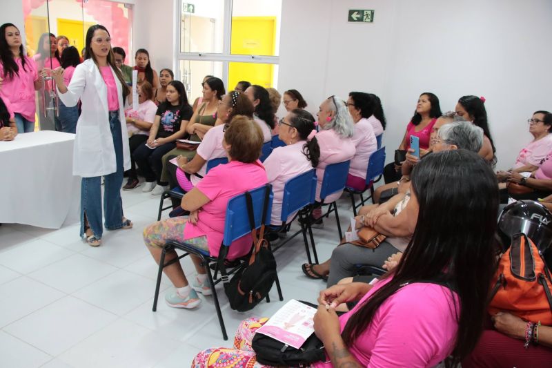 Ação em alusão ao Outubro Rosa