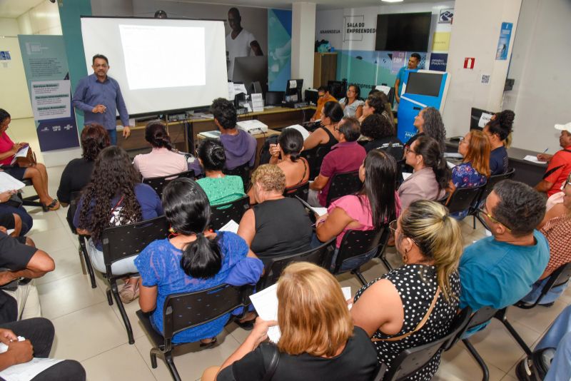 Faça o planejamento do seu negócio com o Canva