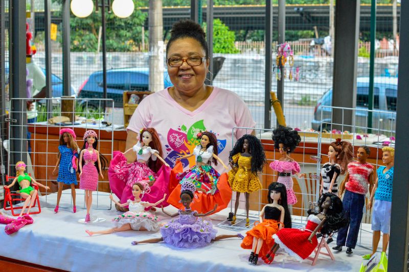 Feira do artesanato com exposição Doces que Encantam