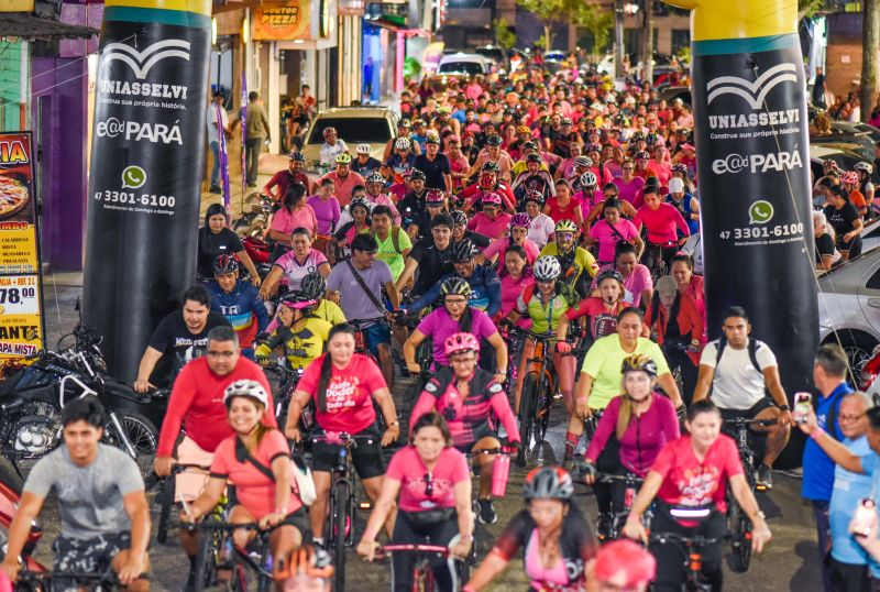 Ciclotur com saída e chegada da praça da Bíblia na Cidade Nova