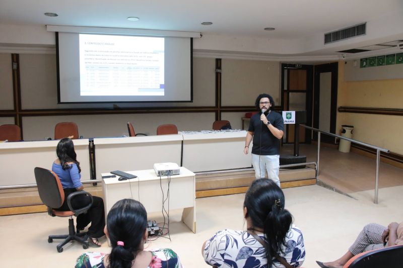 Capacita Suas e entrega de prêmios no auditório Unama BR