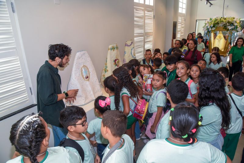 Visita guiada no parque Vila Maguary dos alunos da escola Gregório de Almeida Brito