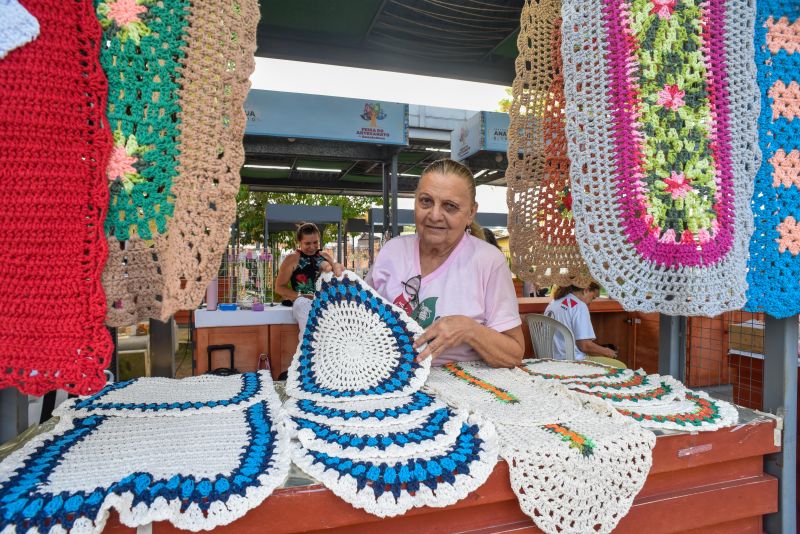 Imagens da feira do Artesanato