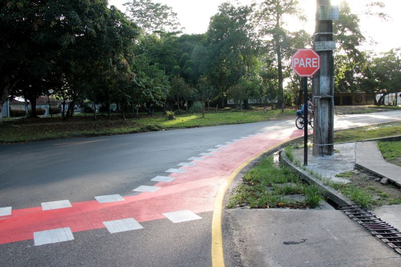 Inauguração de pavimentação asfáltica na avenida Coletora no conjunto Júlia Seffer