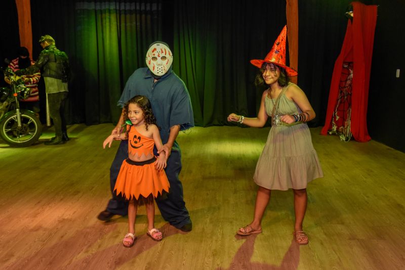 Halloween no Céu das Artes