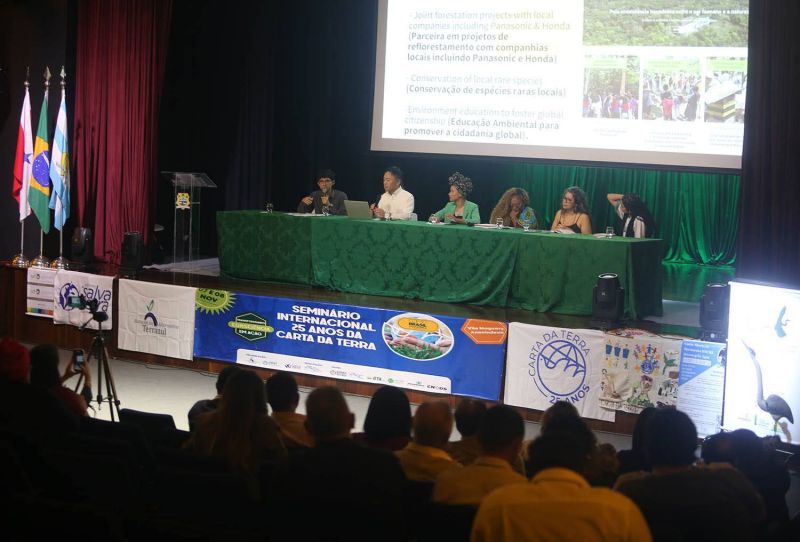 Encerramento do Fórum Internacional Cop 30 no teatro Municipal