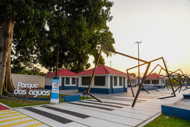 Praça Parque das Águas e Casa da Cultura em Águas Lindas