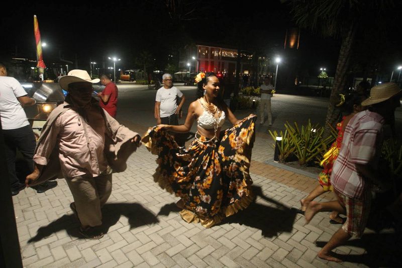 O Herdeiro Cativo do Reino de Mamwe, pauta Racial no teatro Municipal