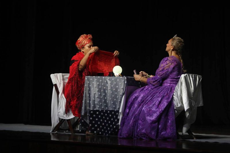 O Herdeiro Cativo do Reino de Mamwe, pauta Racial no teatro Municipal