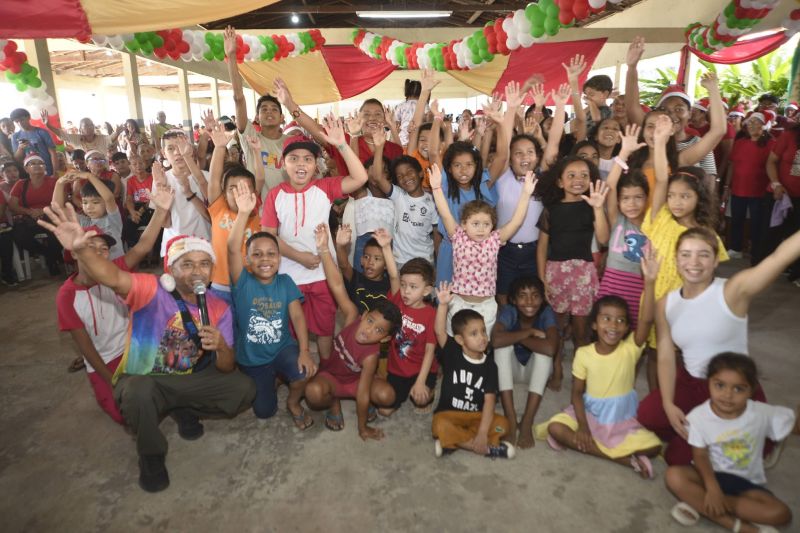 Culminância de Natal CRAS e CREAS na Igreja Matriz
