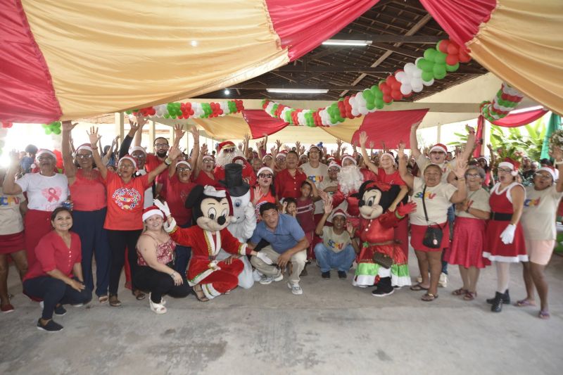 Culminância de Natal CRAS e CREAS na Igreja Matriz