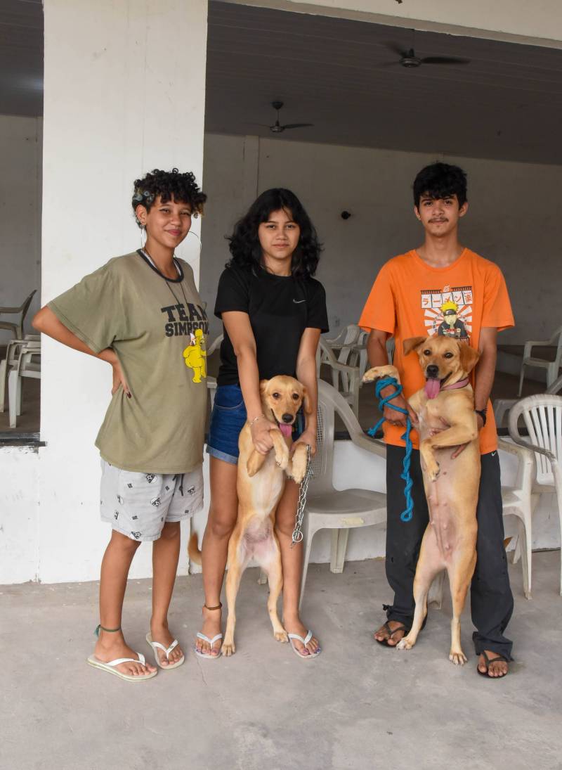 Comunidade compareceu na ação com seus pets.