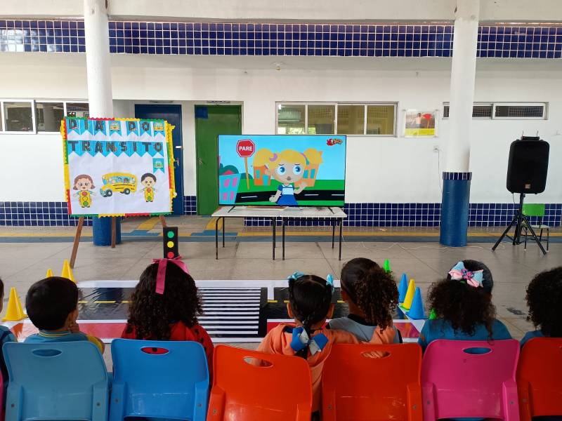 Cineminha para os alunos.