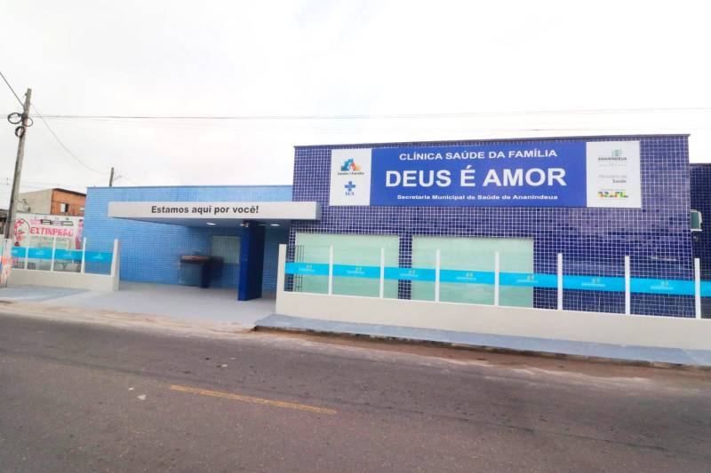 Nova clinica da familia "Deus é amor".