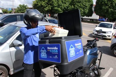 galeria: Remédio em Casa – Policlínica Carlos Guimarães no lado Norte