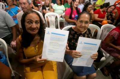 galeria: Entrega de Títulos de Propriedade no bairro Levilândia