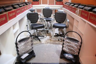 galeria: Entrega de equipamentos para os feirantes no mercado do Distrito Industrial