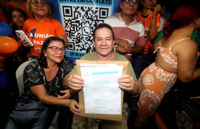 galeria: Entrega Títulos de Propriedades no conjunto Júlia Seffer