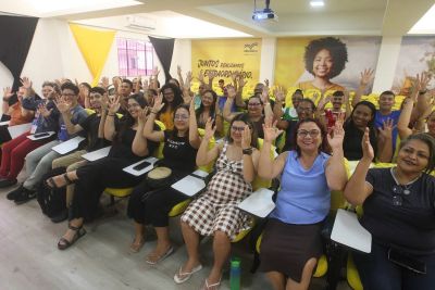 galeria: Aula de Libras básica aplicada no atendimento inclusivo