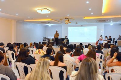 notícia: Evento promove orientação profissional para jovens de Ananindeua