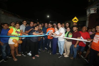 notícia: Prefeitura de Ananindeua entrega mais de 2 km de vias pavimentadas no bairro 40 Horas