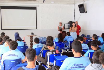 notícia: Palestra aborda formação cidadã e luta da pessoa com deficiência