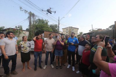 notícia: Prefeitura de Ananindeua inicia estudos de Regularização Fundiária na comunidade Sagrada Família, no Aurá