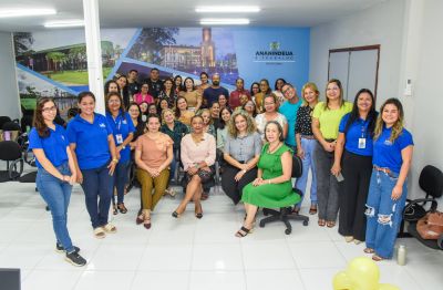 notícia: Capacitação integra servidores para fortalecer atendimento sobre calendário vacinal em Ananindeua