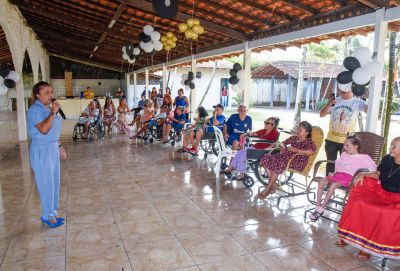 notícia: ILPI de Ananindeua celebra o Dia do Idoso com o Baile da Saudade